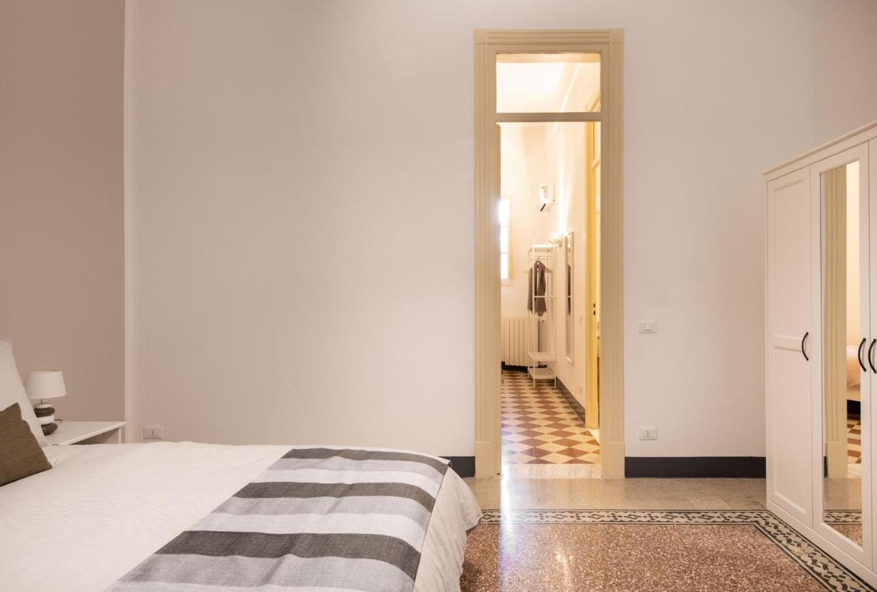 Casa Rorro' Nei Pressi Di Via Roma By Wonderful Italy Apartamento Palermo Exterior foto