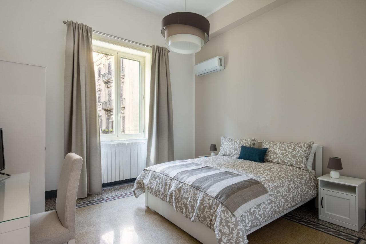 Casa Rorro' Nei Pressi Di Via Roma By Wonderful Italy Apartamento Palermo Exterior foto